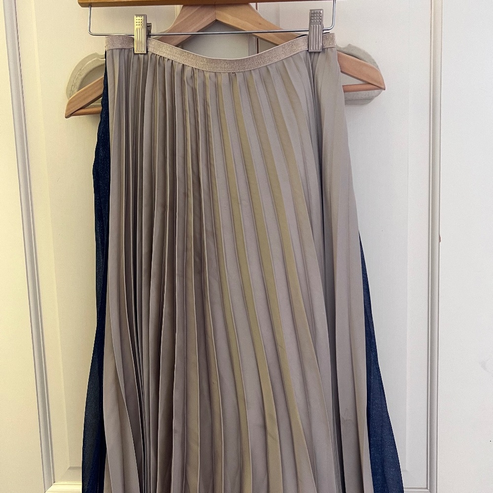 Brand New Zara skirts